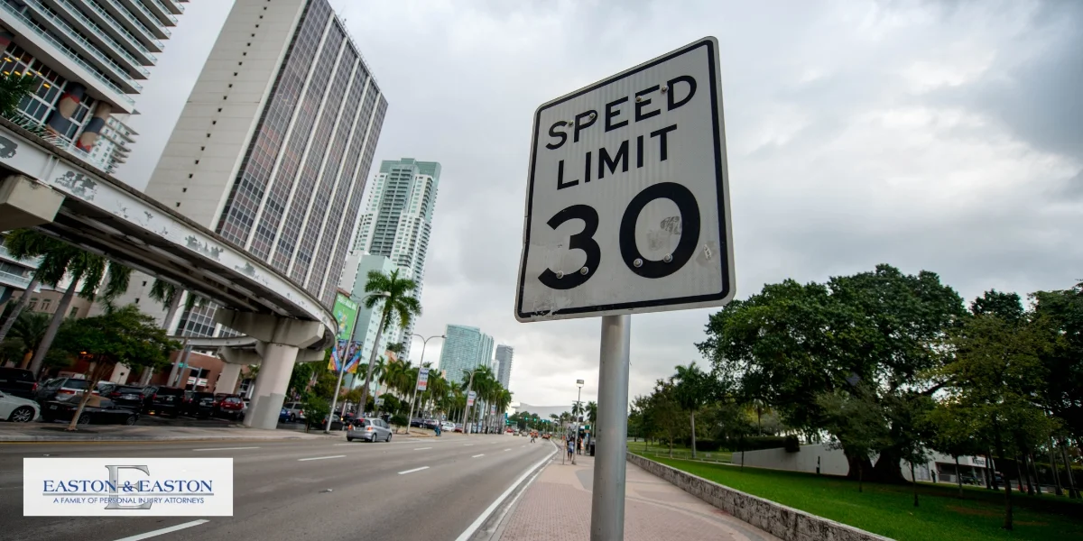 Principales leyes sobre velocidad en California